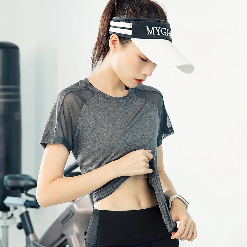 Aiithuug Mesh Breathable Back Yoga Short Sleeve Workout Shirt Running Shirt Athletic Tee Top Women Gym Short-Sleeve Lightweight