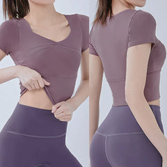 Gym Crop Tops Padded Cup Yoga Tops Elastic Breathable Yoga Bra 3D Fit Cup Slim Fit Workout Short Sleeve Sports Crops