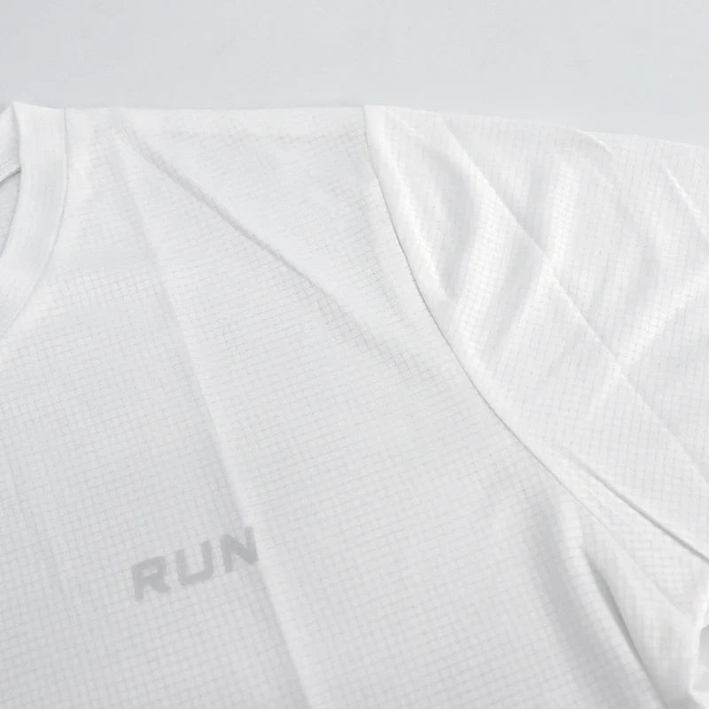 Mens Short Sleeve Sport t Shirt Quick Dry Running t-Shirt Breathable Fitness Shirt Top Ice Silk Gym Football Jerseys Man Clothes